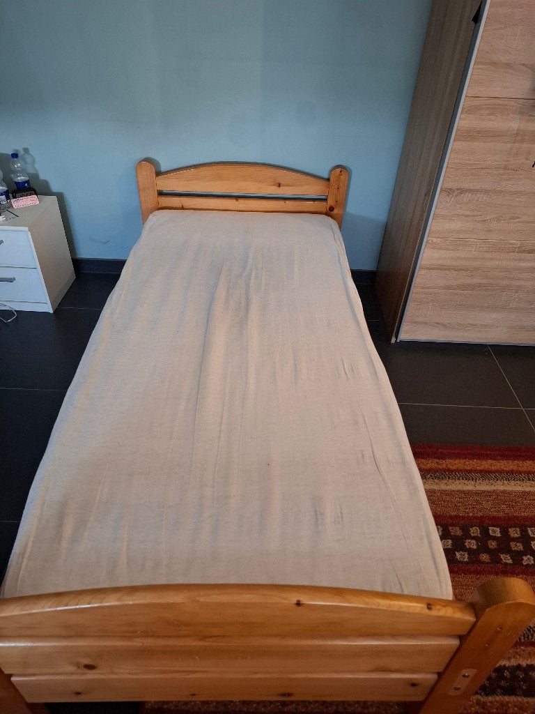 GRATIS eenpersoonsbed 90x200, Ophalen, 90 cm, Eenpersoons, Zo goed als nieuw