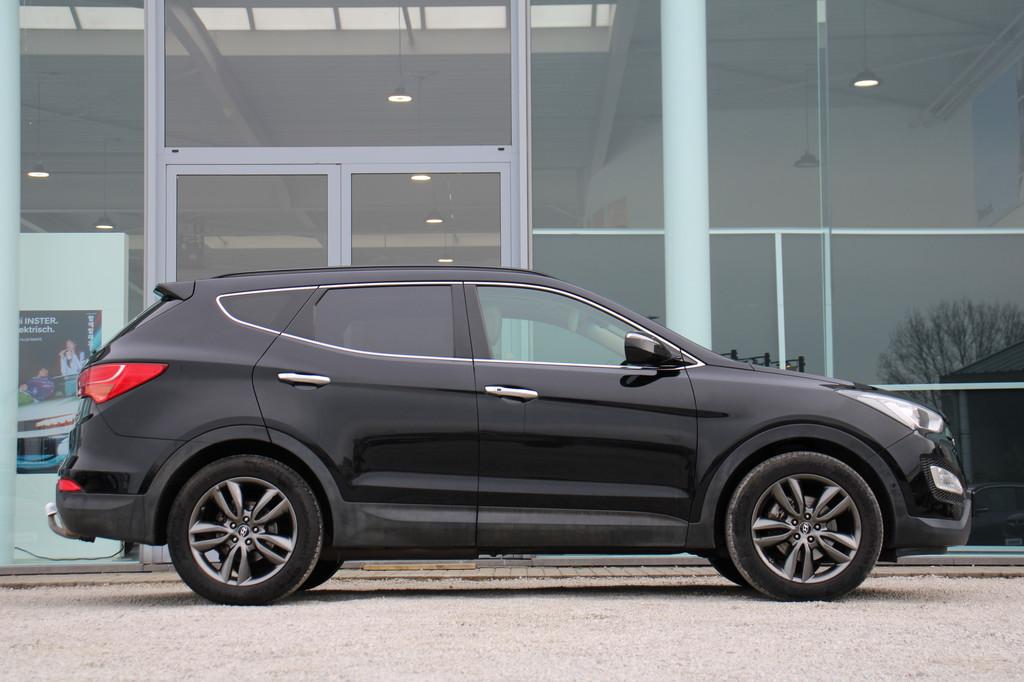 Hyundai Santa Fe 2.2CRDi Executive 4WD 197 PK *CAM*OPENDAK*T, Auto's, Hyundai, Gebruikt, Beige, Zwart, https://public.car-pass.be/vhr/8fe92c23-9d08-4c16-8b92-6d4284d6730a
