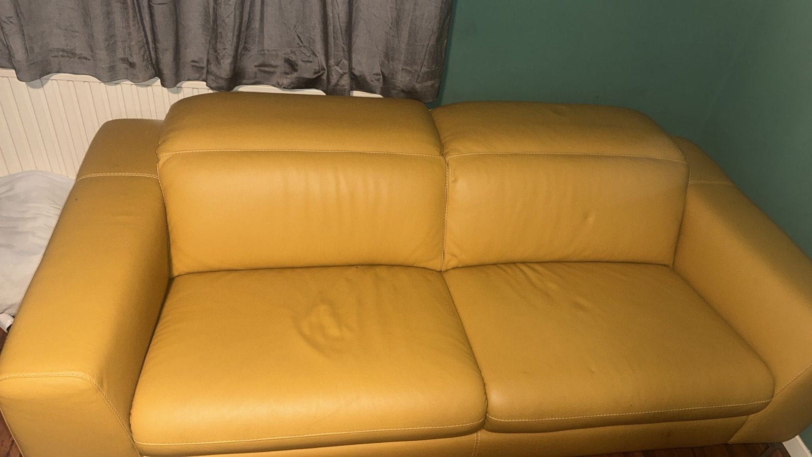 Zonnebloemgele leren designzetel – ruime 3-zit, Ophalen, 100 tot 125 cm, Driepersoons, Leer