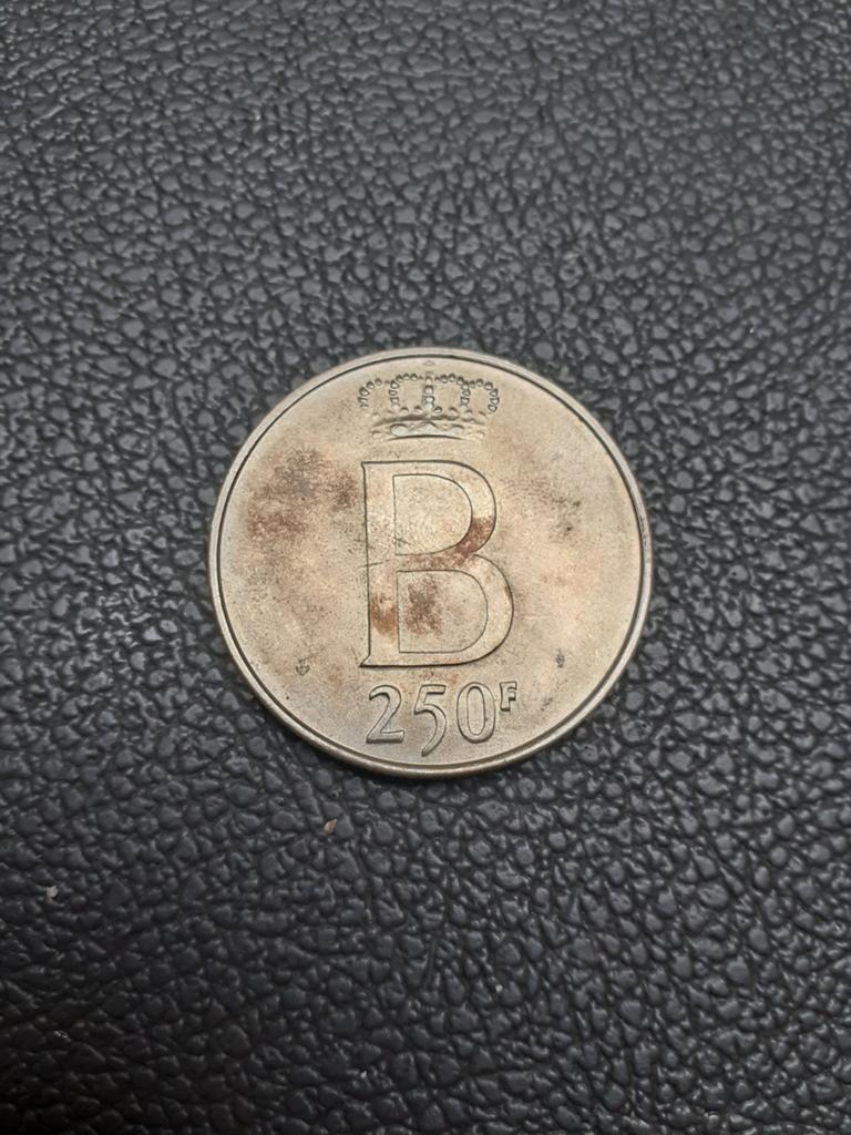 Oude munten. 250 belgische frank. 1976. Erfenis van mijn gro, Enlèvement