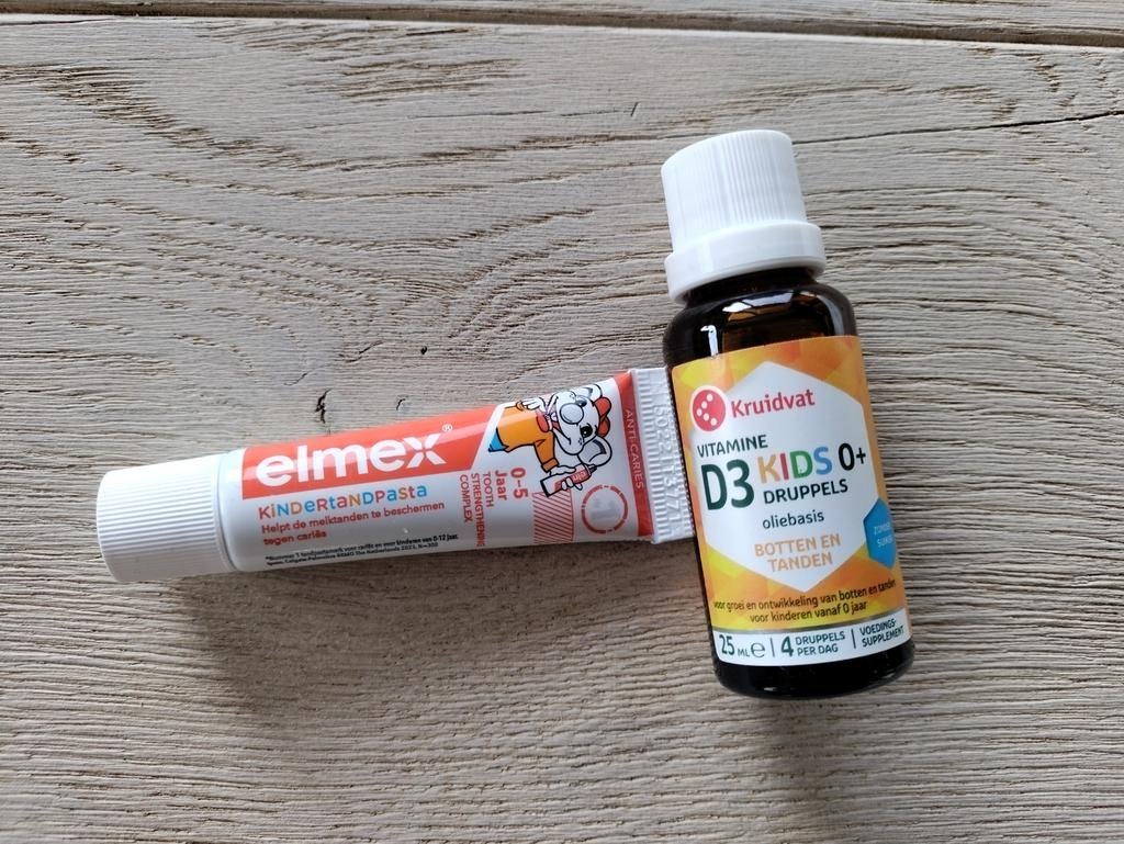 Tandpasta en vitamine D, Enfants & Bébés, Enlèvement, Neuf