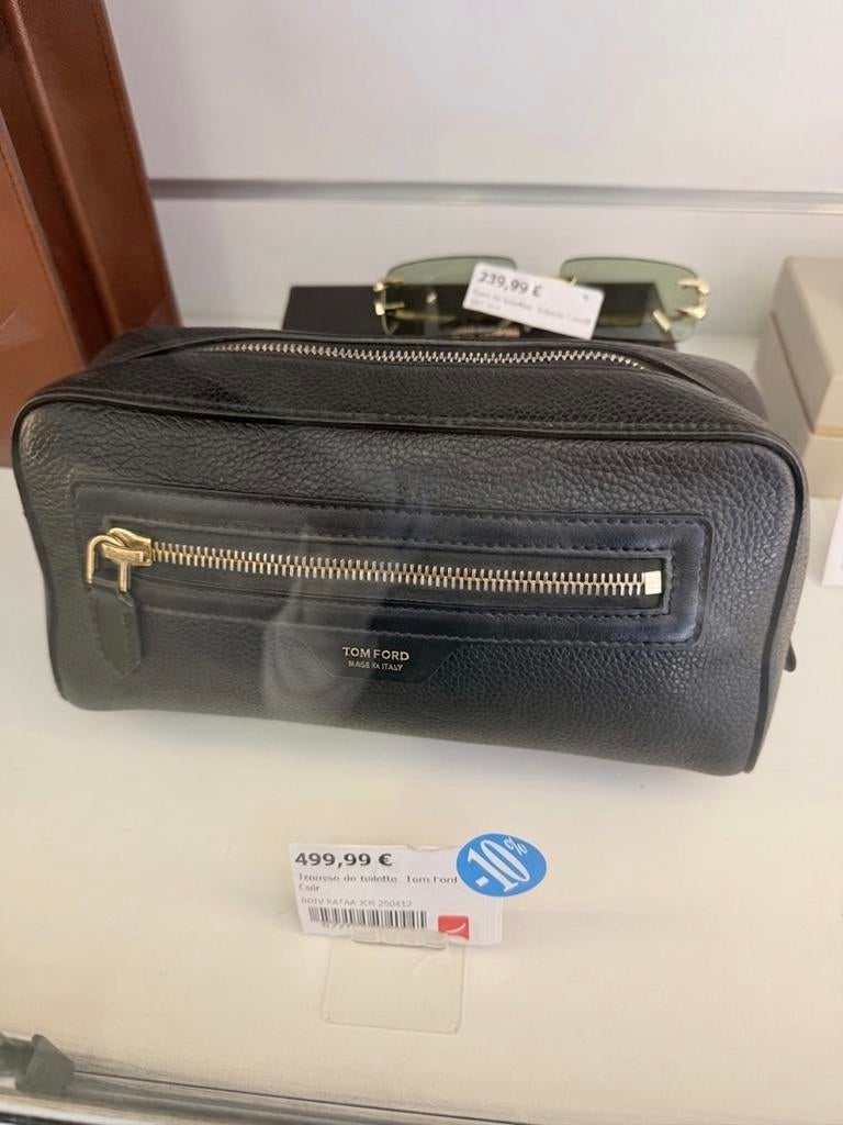 Trousse de toilette / Mini sac TOM FORD, Bijoux, Sacs & Beauté, Trousses de toilette, Comme neuf, Homme, Noir, Enlèvement ou Envoi