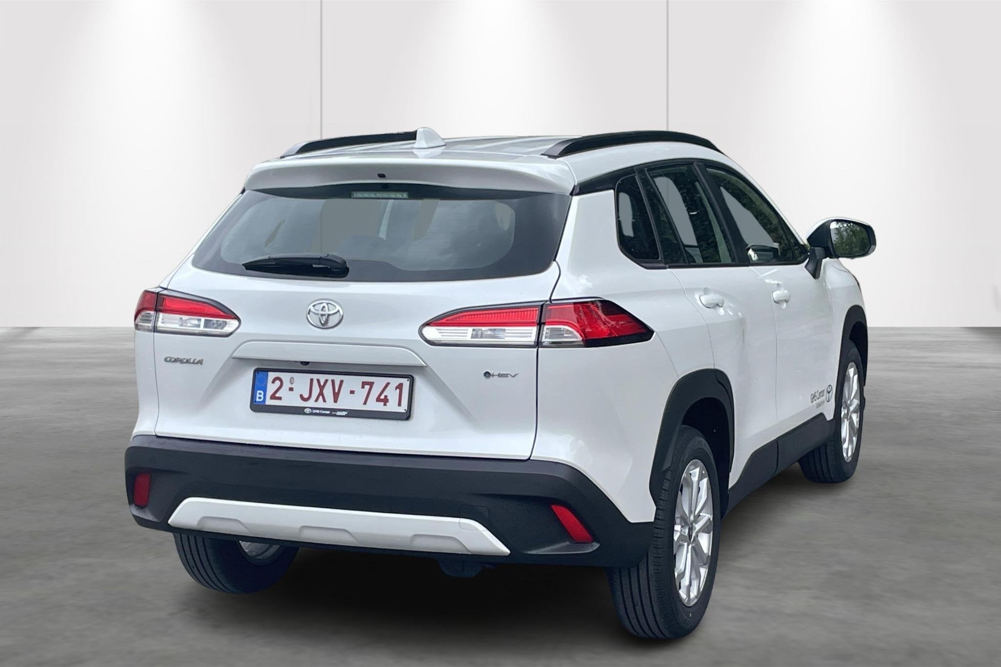 Toyota Corolla Cross 1.8 Hybrid Dynamic, Stof, Gebruikt, 750 kg, Wit