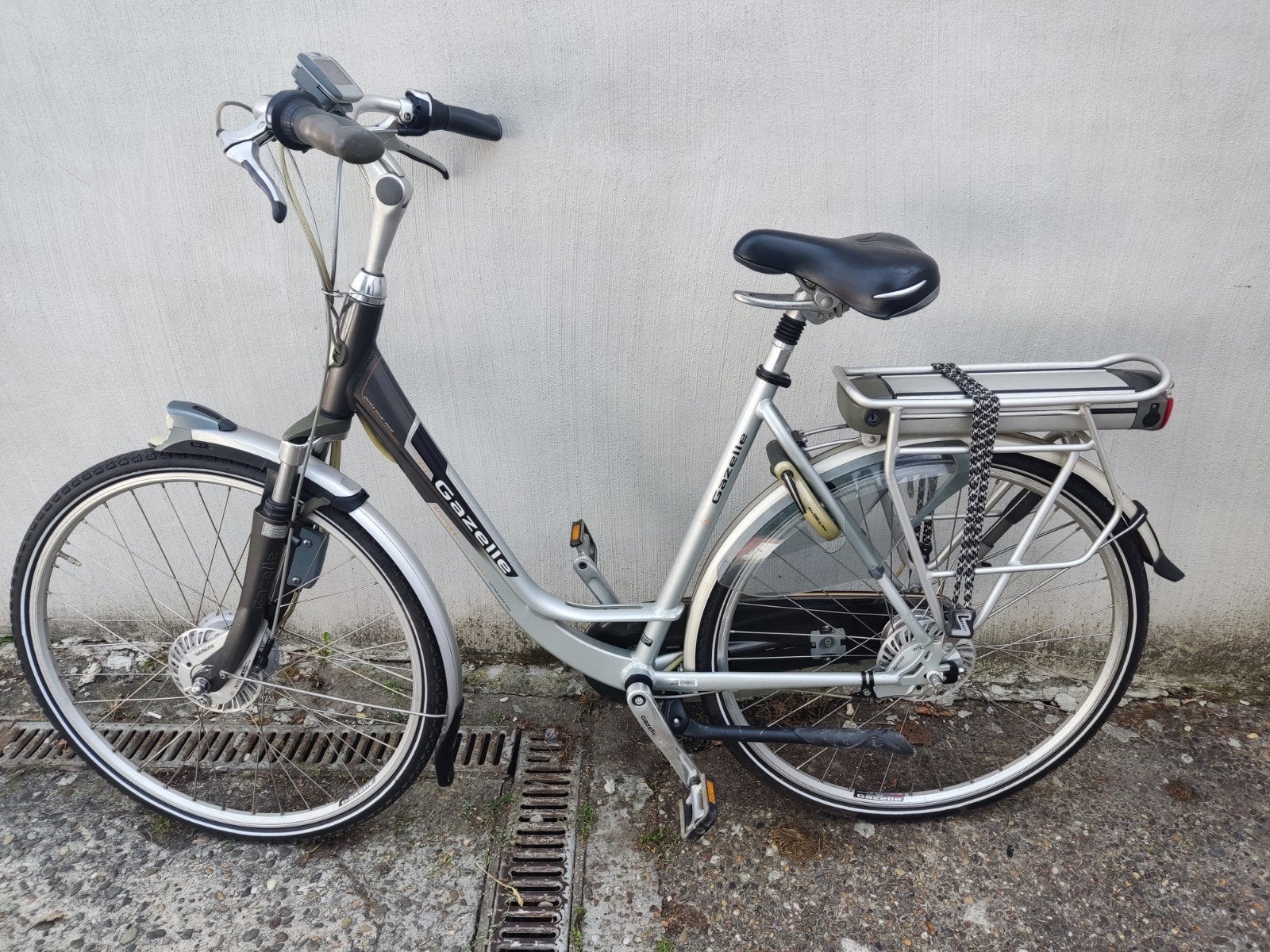 ELECTRICHE FIETS, Ophalen of Verzenden