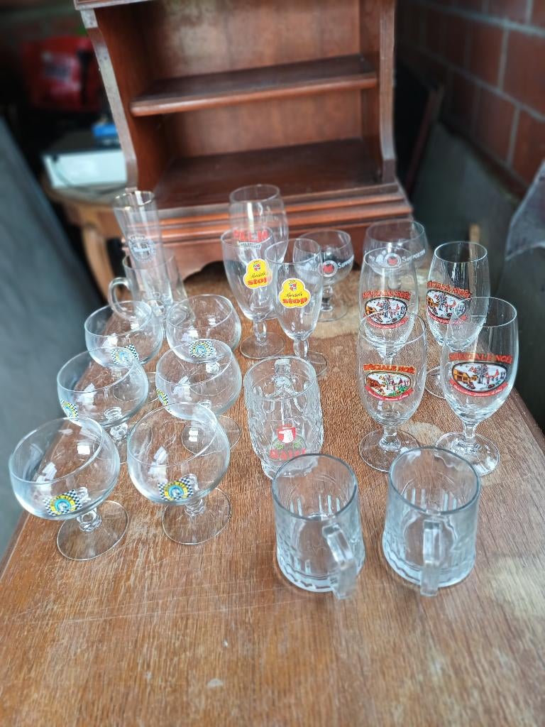 Verre lot de 20, Enlèvement, Comme neuf, Verre à bière