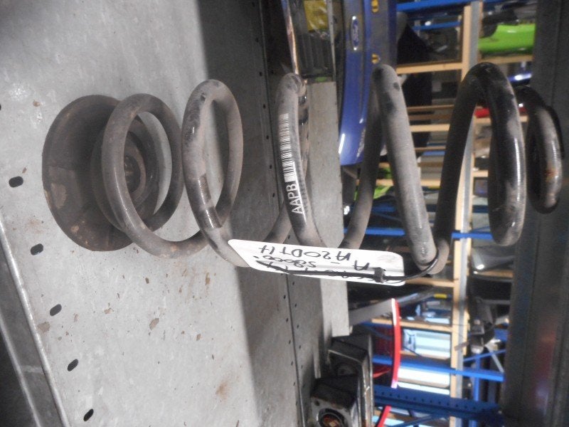 RESSORT DE SUSPENSION ARRIERE GAUCHE Opel Cascada (aapb), Opel, Opel Automobile GmbH, Utilisé, Kontakt-opel@opel.com