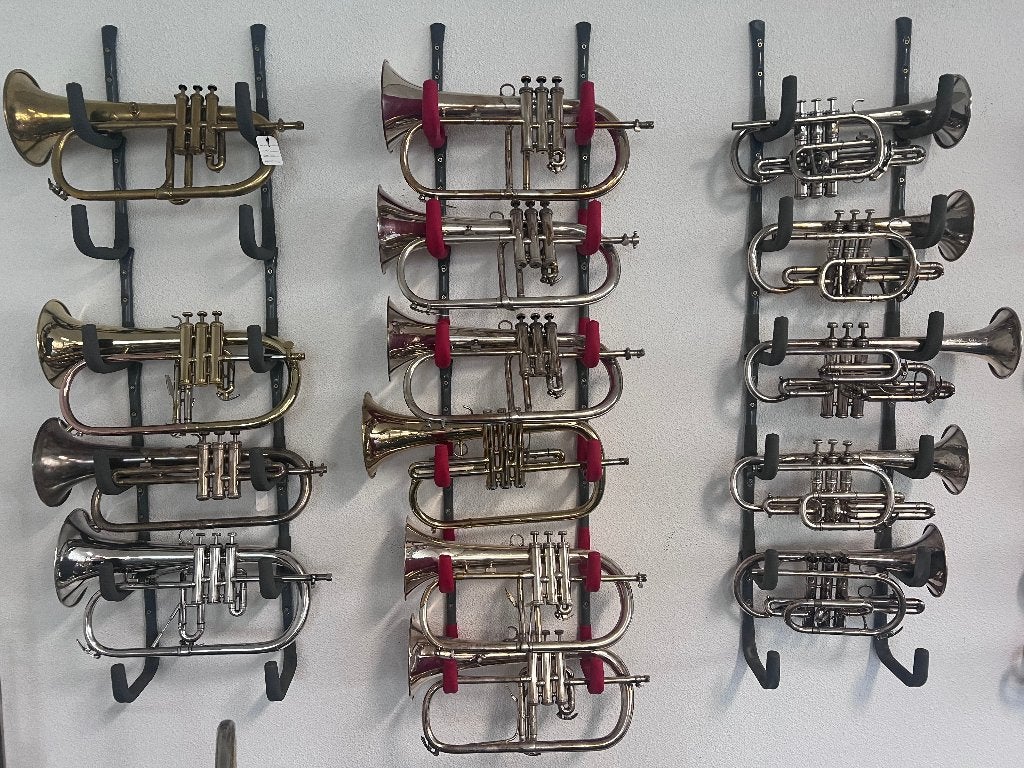 Wij hebben verschillende gebruikte cornetten / bugels, Muziek en Instrumenten, Ophalen, Gebruikt, Overige typen, Met koffer