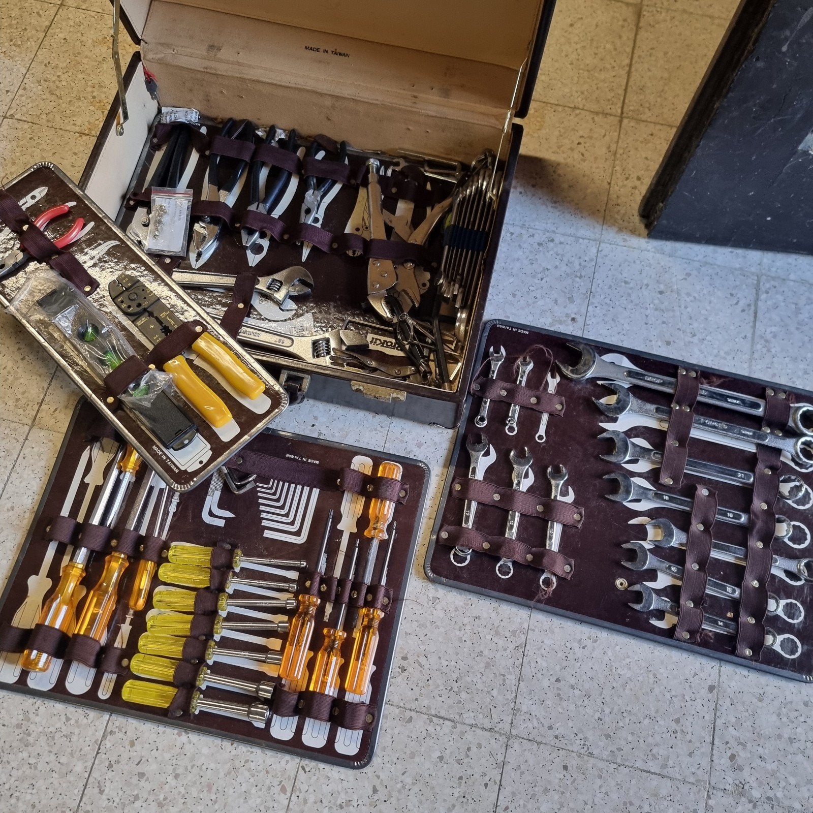 Gereedschapskoffer, Ophalen, Gevuld, Nieuw