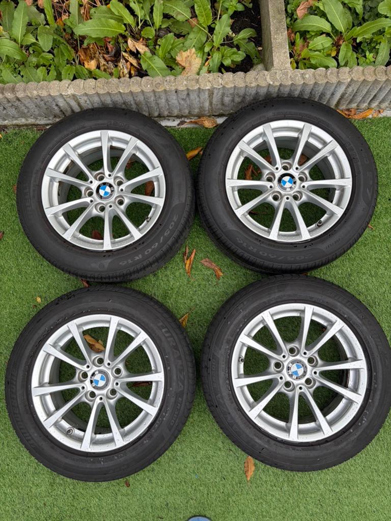 16 inch originele BMW 3 serie velgen met zomerbanden, Auto-onderdelen, Banden en Velgen, Velg(en), Zomerbanden, 16 inch, Ophalen