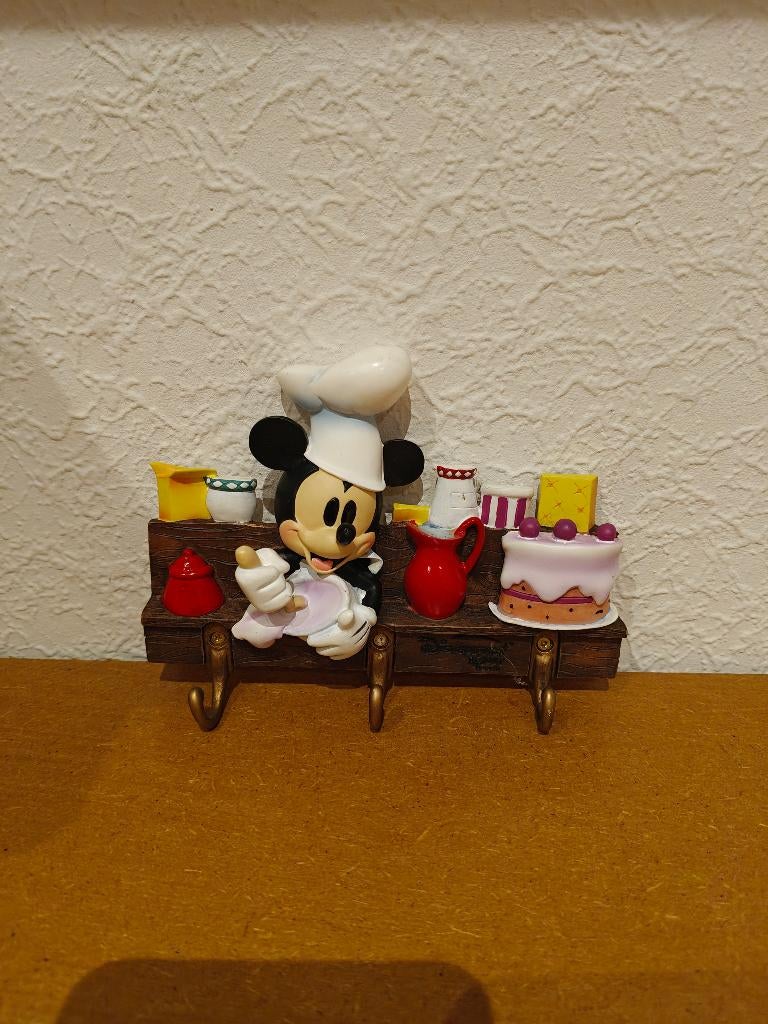 Disney Mickey Mouse kapstokje, Ophalen of Verzenden, Mickey Mouse, Gebruikt, Beeldje of Figuurtje
