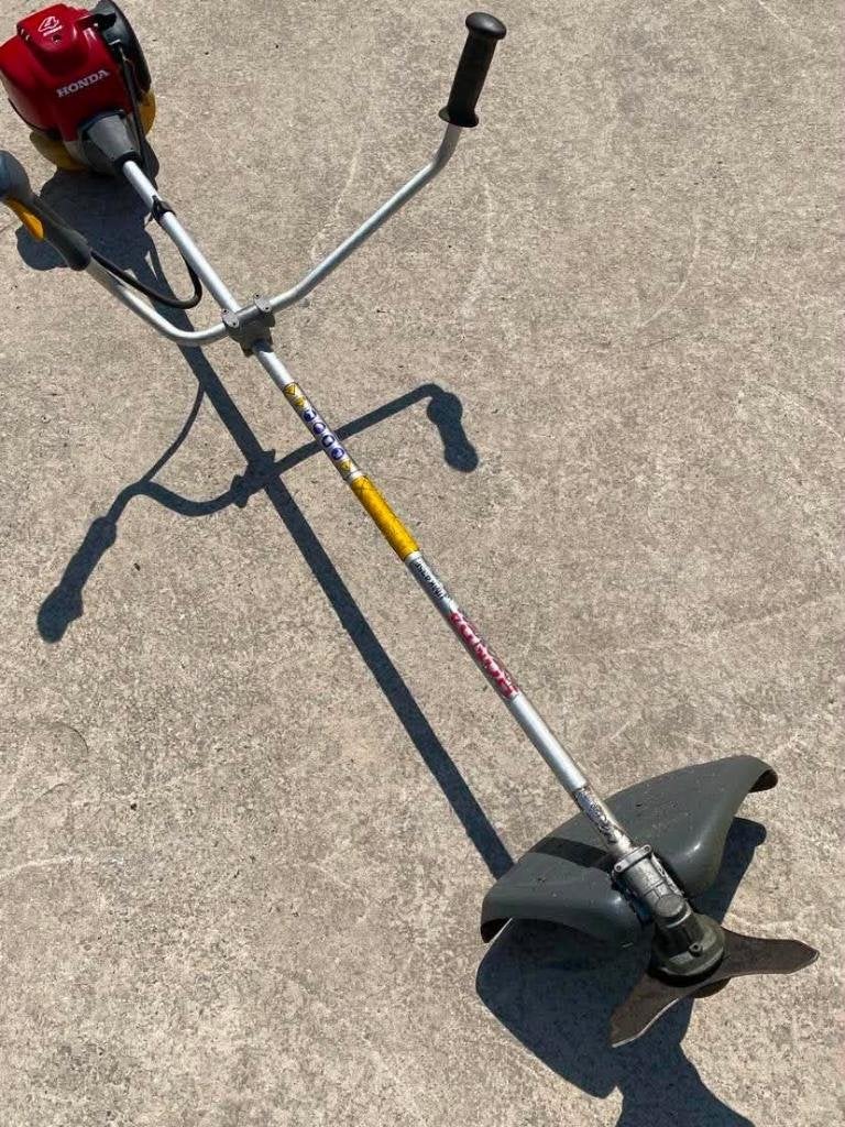 debroussailleuse honda, Honda, Comme neuf, Enlèvement, 10 à 30 cm