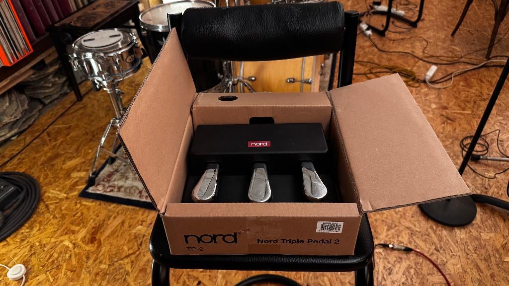 Nord Triple Pedal 2, Muziek en Instrumenten, Ophalen of Verzenden