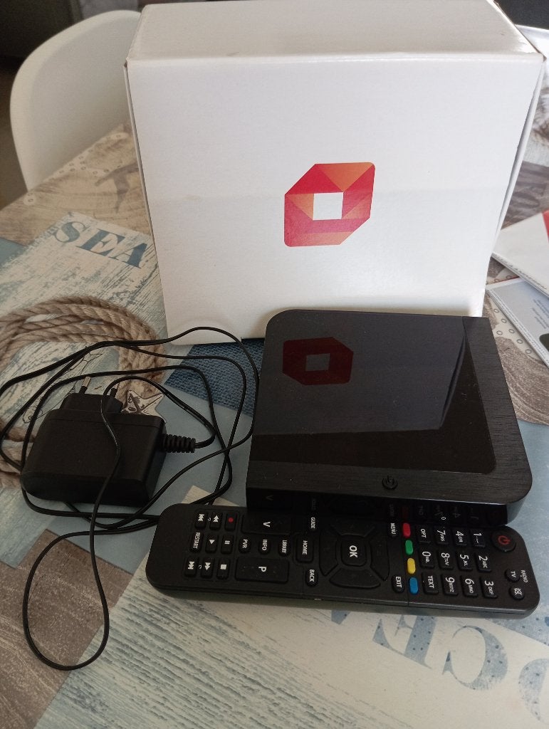 Récepteur Tv Vlaanderen HD, Enlèvement, Comme neuf, Accessoires d'antenne (parabolique), Autres marques