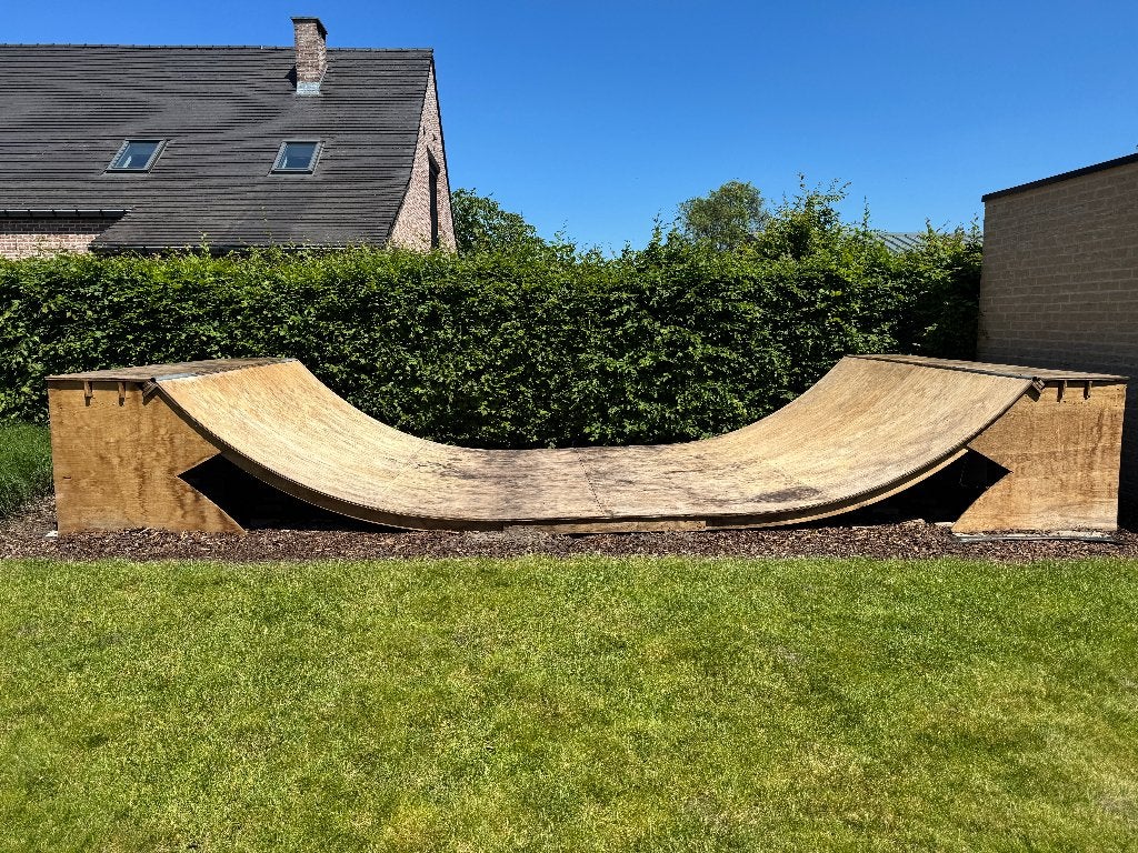 Skateramp - goede kwaliteit (7m lang, 3m breed, 1m hoog), Enlèvement, Utilisé