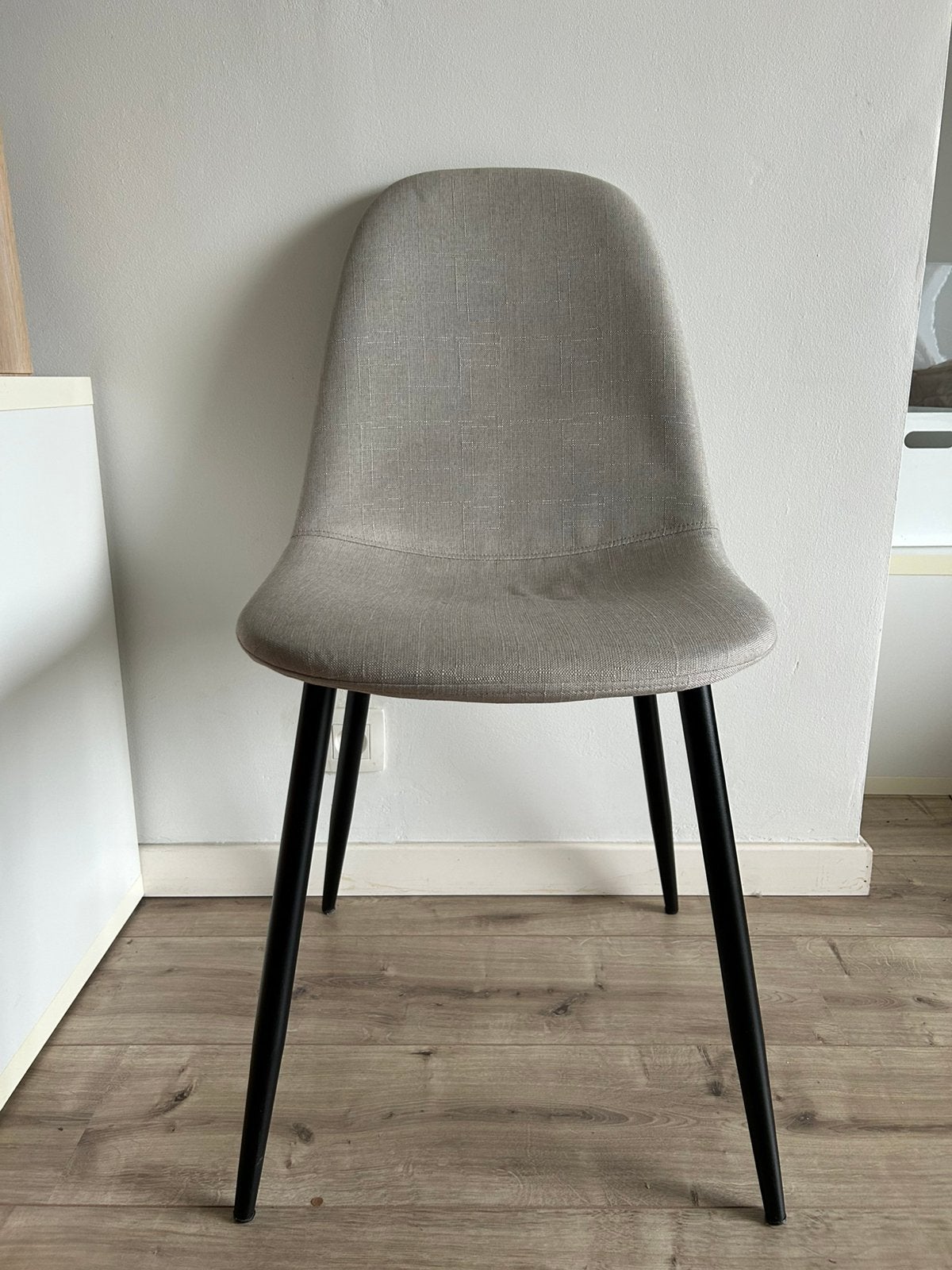 Lichtgrijze, stoffen stoelen (8x), Huis en Inrichting, Stoelen, Ophalen, Gebruikt