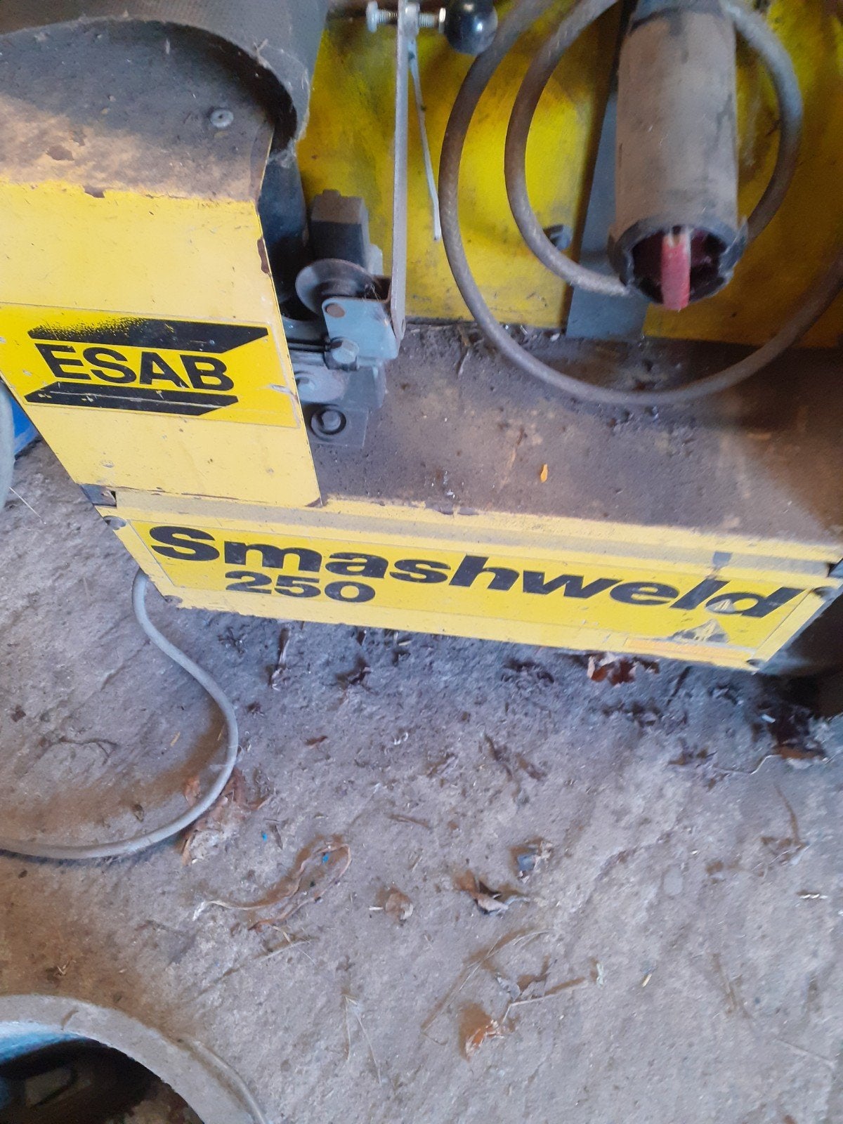 Esab 250, Enlèvement