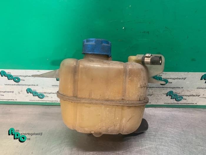 Réservoir d'expansion d'un Fiat Fiorino (Fiorino 08-), -, 3 mois de garantie, Utilisé, Fiat