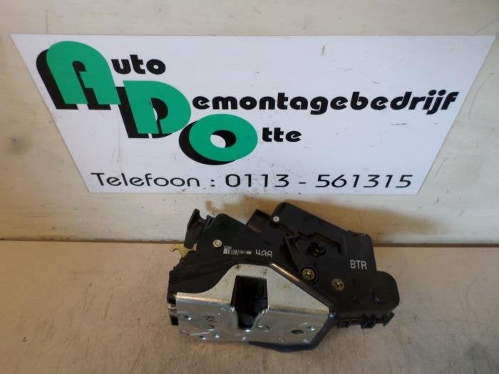 Serrure portière mécanique 4portes avant droite d'un BMW 3, -, 3 mois de garantie, Utilisé, -