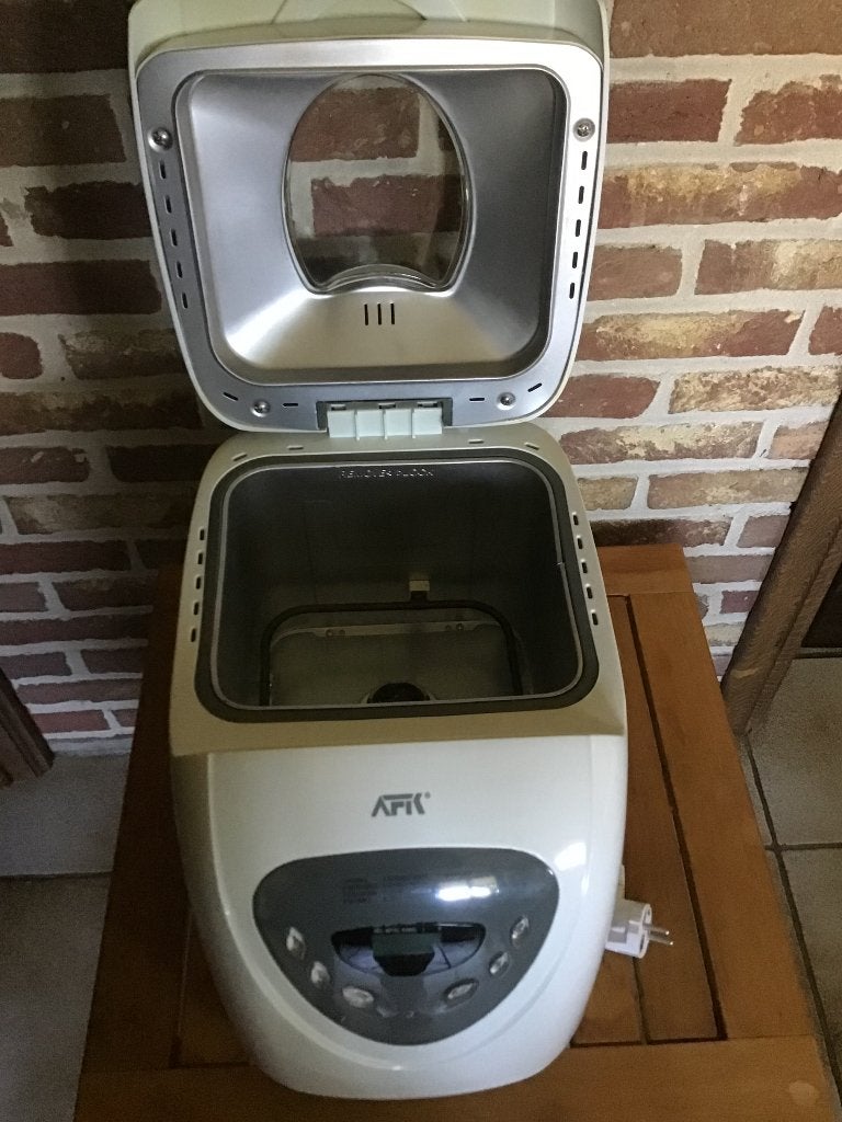 Broodbakmachine, Electroménager, Machines à pain, 800 à 1200 grammes de pâte, Enlèvement, Avec minuteur, Plus de 10 programmes