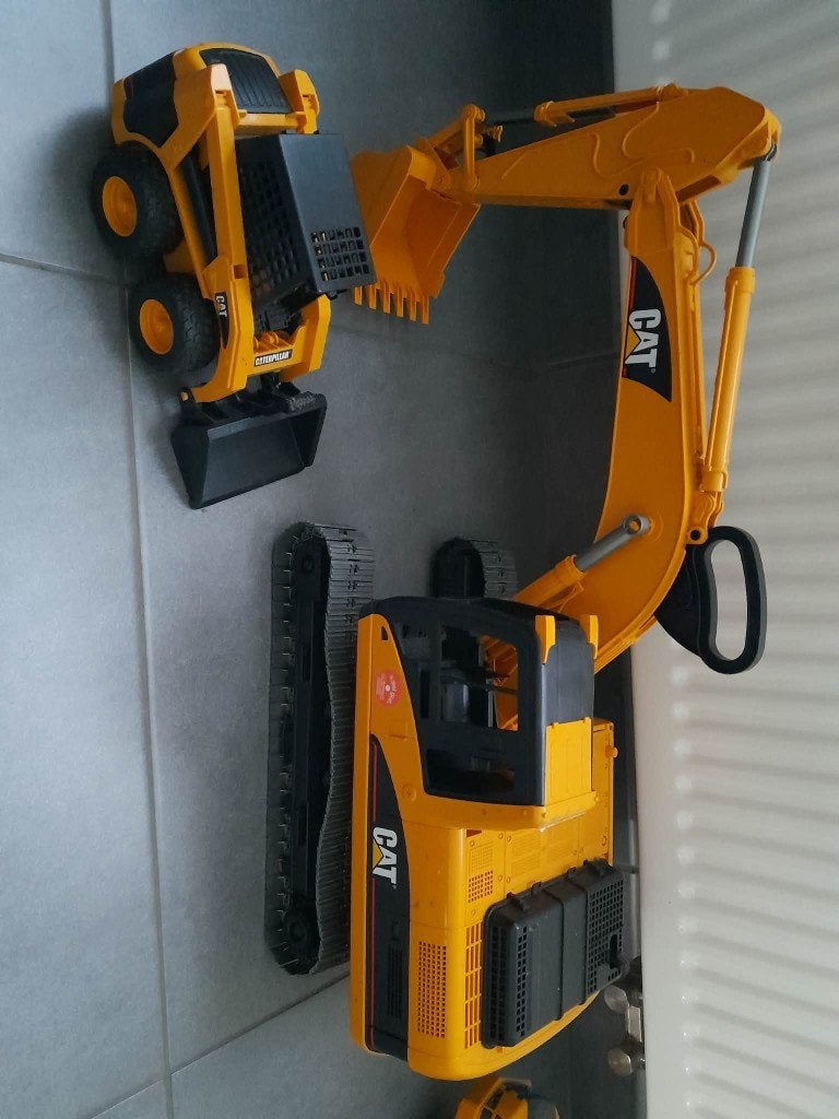 Caterpillar speelgoed, Ophalen, Zo goed als nieuw