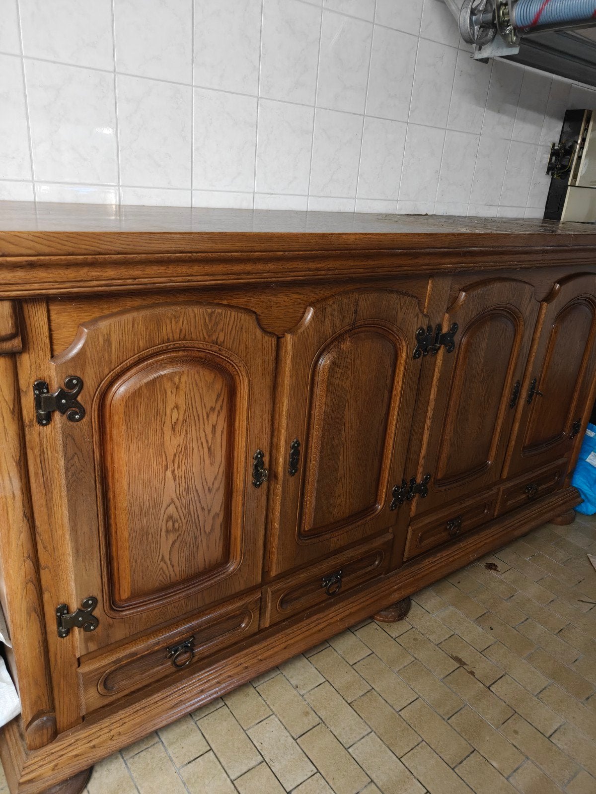 Dressoir, Ophalen