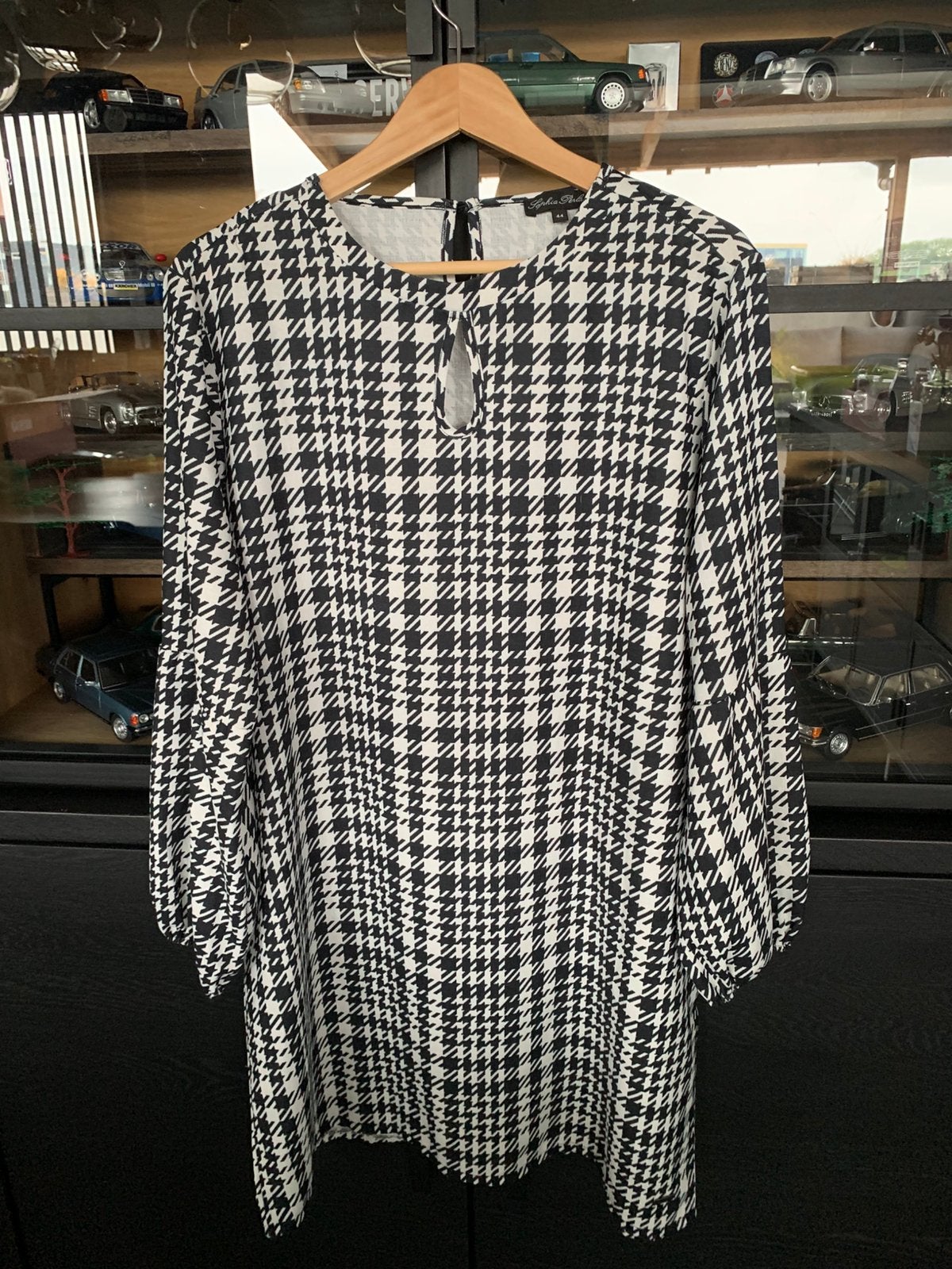 Robe pour femme, Taille 42/44 (L), Enlèvement ou Envoi, Blanc, Longueur genou