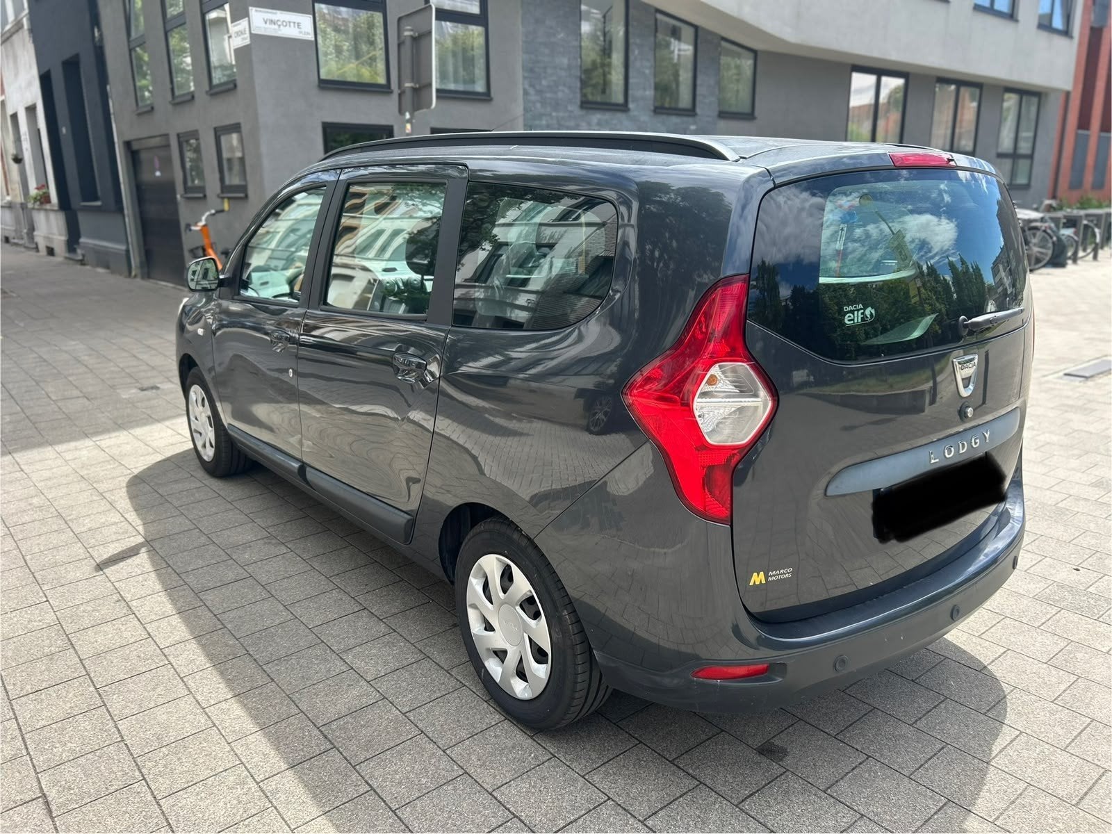 Dacia Lodgy 1.2 benzine 2013 met slechts 47000km, Euro 5, Monovolume, Lodgy, Handgeschakeld