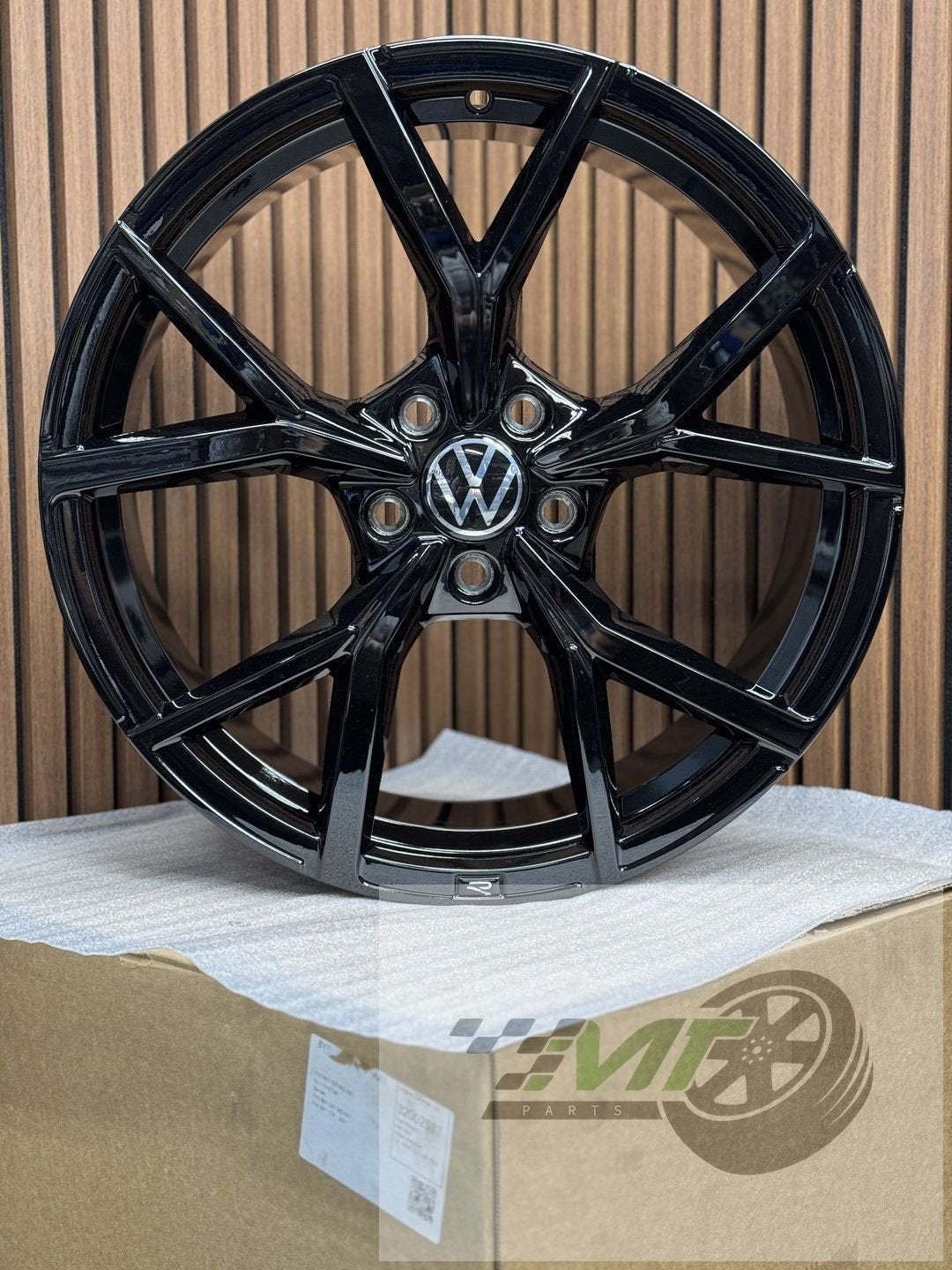 19” Vw Golf 8 R ESTORIL velg 5H0601025S 5H0601025AD NEW OEM, Auto-onderdelen, 19 inch, -, -, Nieuw
