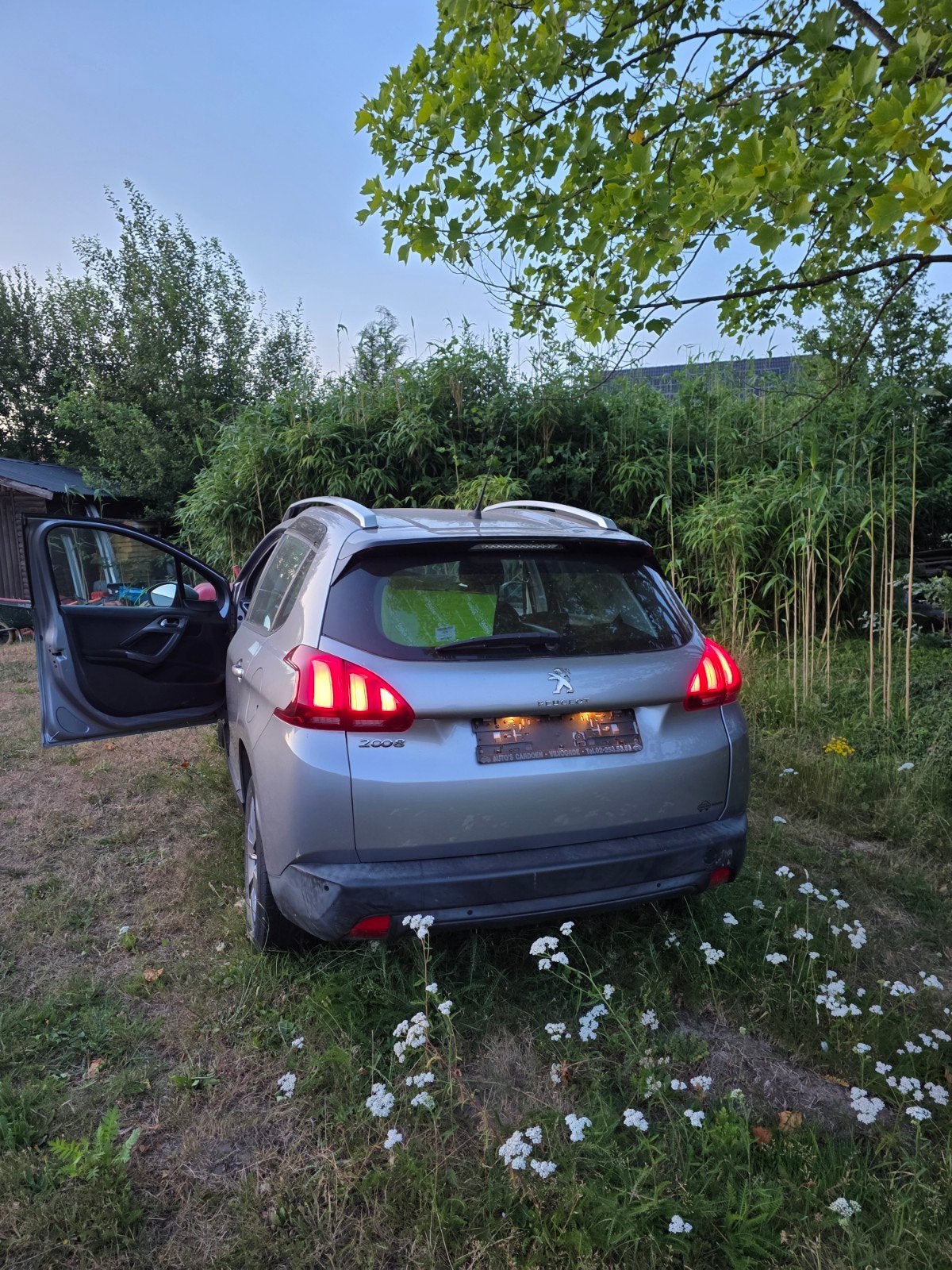 Peugeot 2008 1.2 benzine – 2018 – 92.000 km – start & rijdt, Peugeot