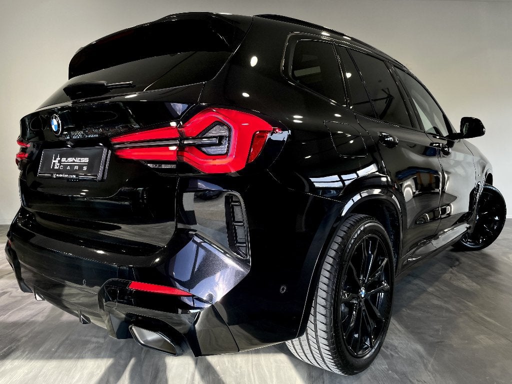 BMW X3 2.0dA / PACK M/ FACELIFT/ TOIT OUVRANT/ BLACK LINE, Autos, Cuir, Entreprise, Garantie prolongée, Entretenue par le concessionnaire