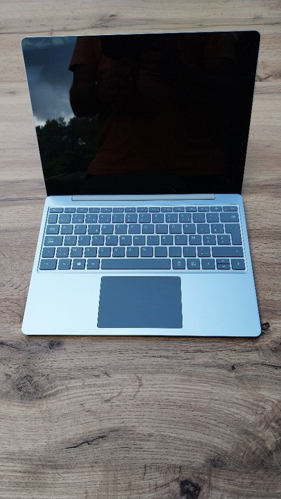 Microsoft Surface Laptop Go - I5 - 8GB - 256 GB, 12 pouces, Enlèvement, Utilisé, Wi-Fi
