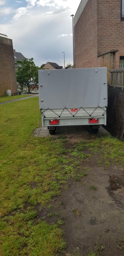 Aanhangwagen Dubbel as ongeremd 750 kg aluminiu met huif, Ophalen, Zo goed als nieuw