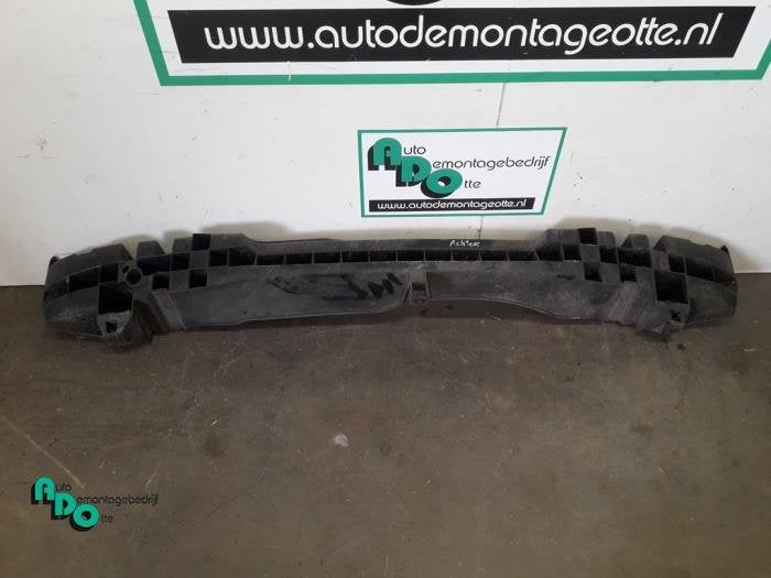 Cadre pare-chocs arrière d'un Renault Clio (Clio 3 06-), Autos : Pièces & Accessoires, Renault, -, 3 mois de garantie, Utilisé