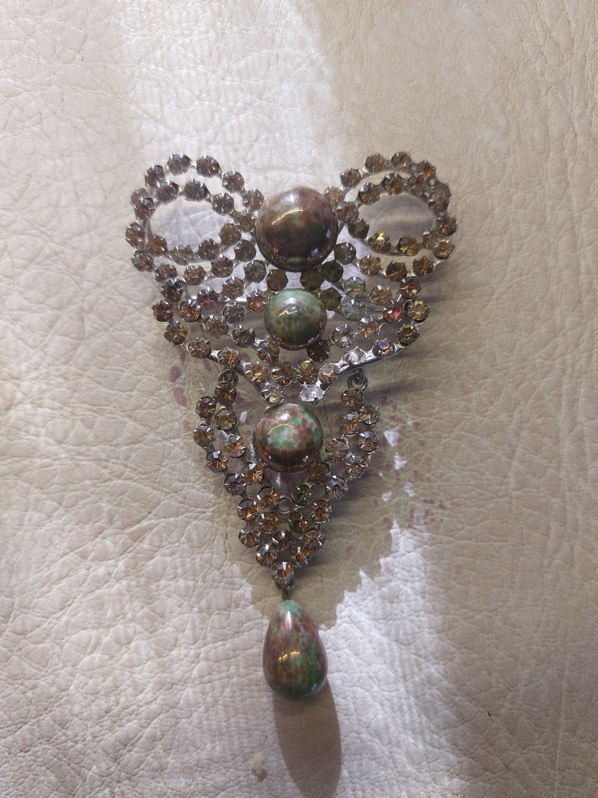 broche christian dior, Bijoux, Sacs & Beauté, Enlèvement ou Envoi