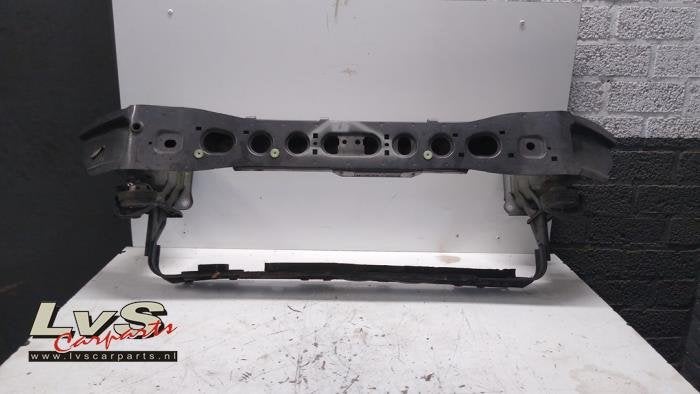 Cadre pare-chocs avant d'un Ford Focus, -, 3 mois de garantie, -, -