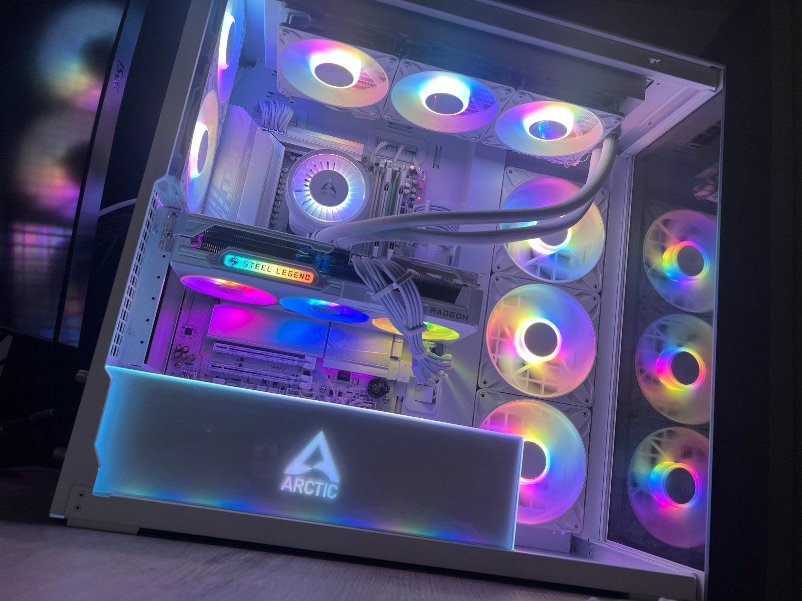PC de jeu, Ryzen 7 7800x3d, RX 9070 XT, ÂGÉ DE 2 MOIS, Enlèvement, Comme neuf, Gaming, SSD