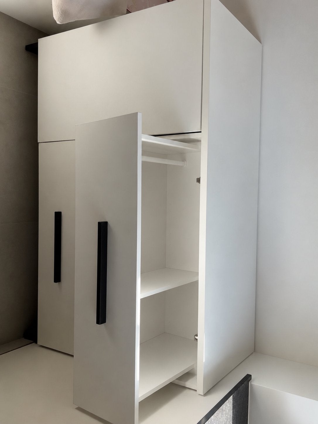 commode/kleding kast, Enlèvement, Comme neuf