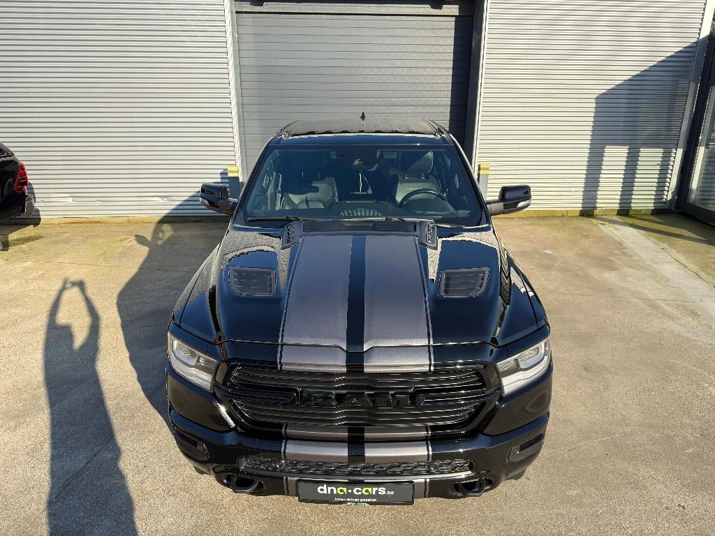 RAM LARAMIE / NIGHT EDITION / V8 5.7 / LPG / ALPINE, Auto's, Dodge, Automaat, Zwart, Leder, Bedrijf