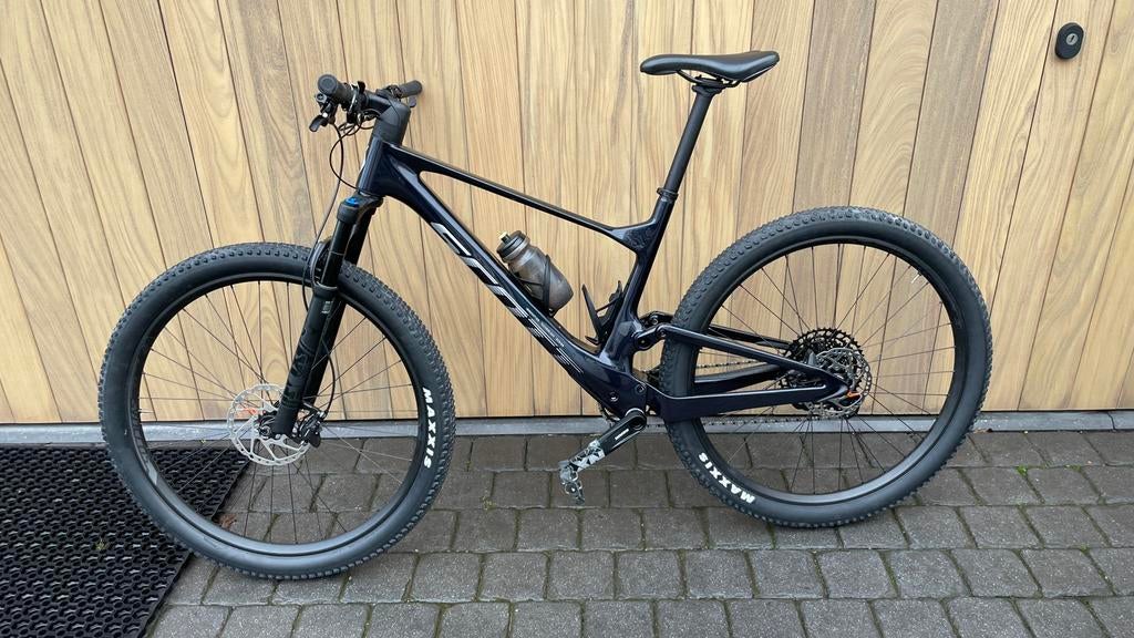 MTB Scott Spark RC Comp Carbon Blue Large 2024, Enlèvement, Comme neuf