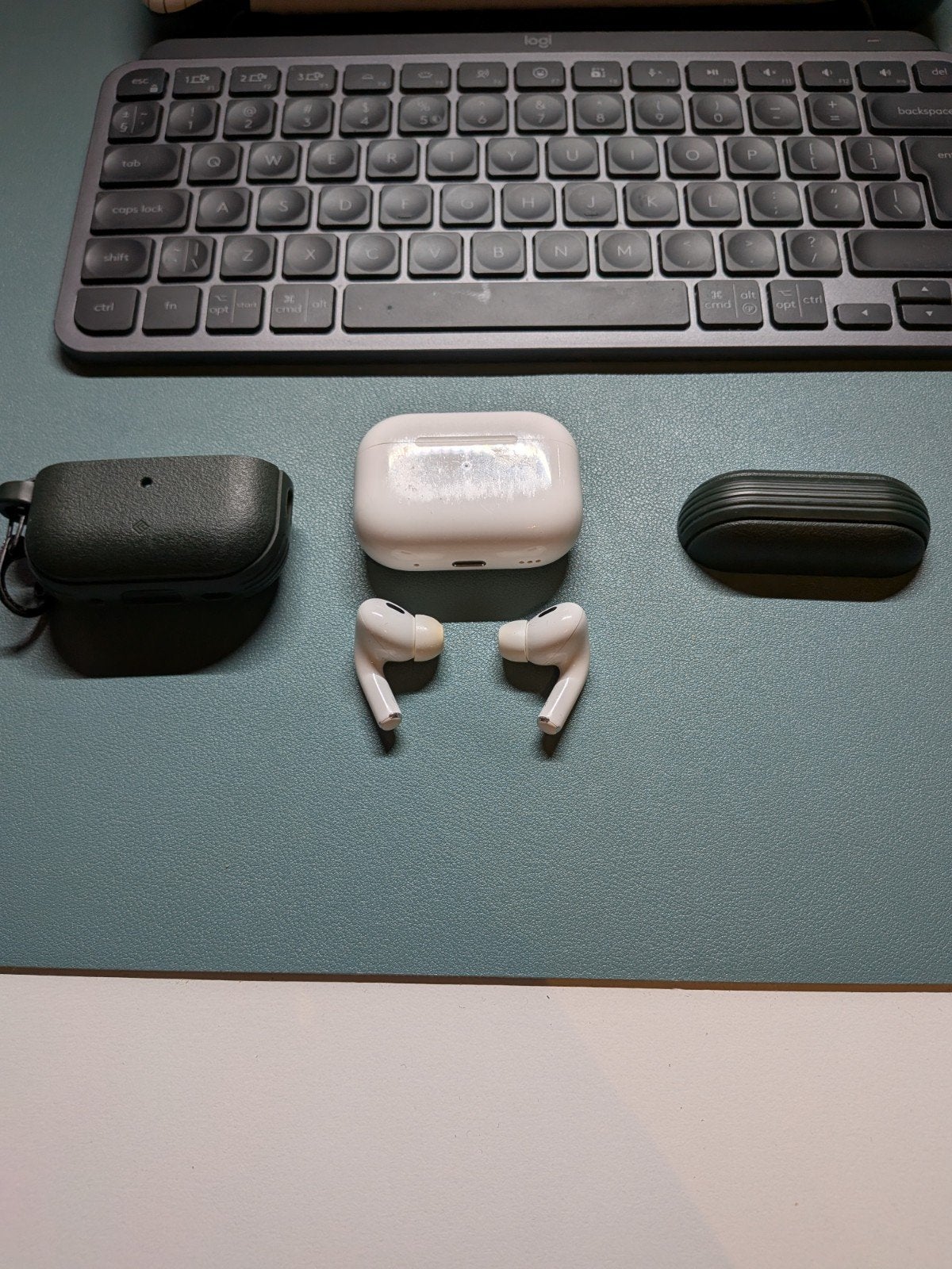 Airpods Pro 2 + Case, Enlèvement ou Envoi, Utilisé, Or, Apple