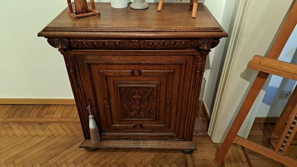 Meuble ancien, Enlèvement