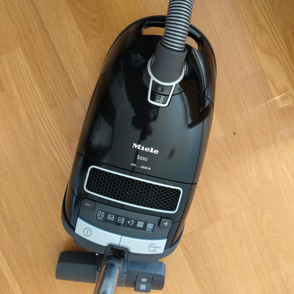 MIELE S8310 300.......2200 WATT, Electroménager, Aspirateurs, Miele, Enlèvement ou Envoi