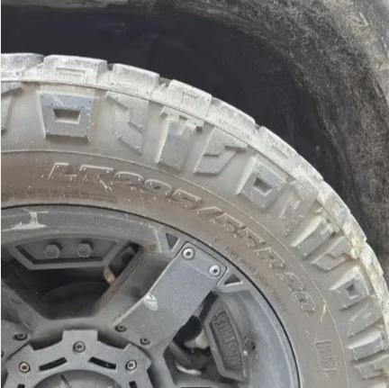 Pneus LT 295/55/R20 Tout-Terrain - Robustesse & Performance, Enlèvement, Comme neuf