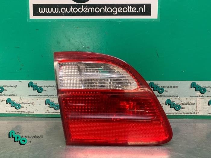 Feu arrière gauche d'un Mercedes E-Klasse (E-Klasse 02-), 3 mois de garantie, Utilisé, -, -
