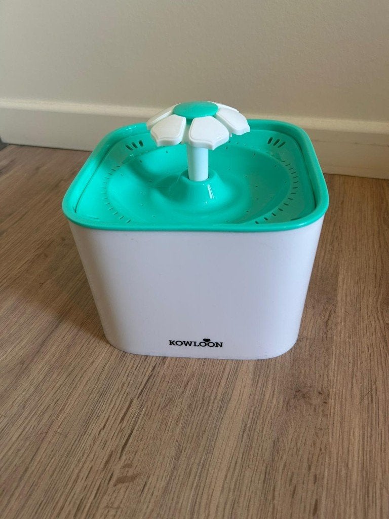 Drinkfontein katten en honden, Ophalen of Verzenden, Automatisch, Zo goed als nieuw