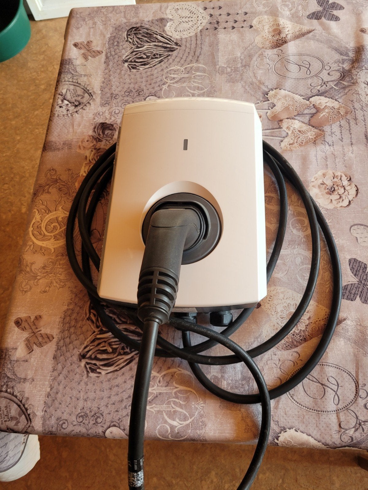 Borne de recharge Alfen Eve Single – 7,4 kW – Câble Type 2, Autos : Divers, Bornes de recharge, Enlèvement ou Envoi, Comme neuf
