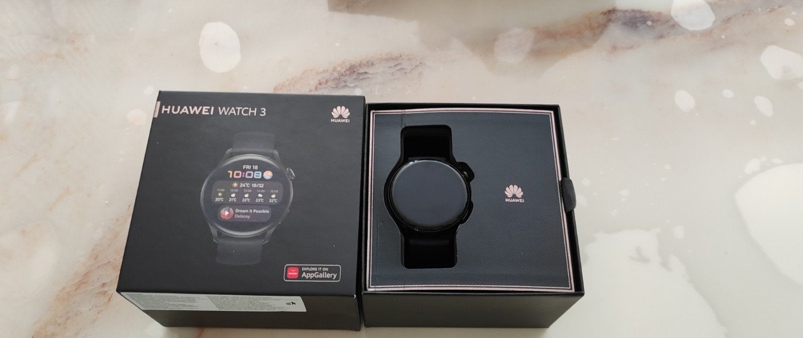 Huawei watch 3 nieuw in doos en lader, Enlèvement ou Envoi