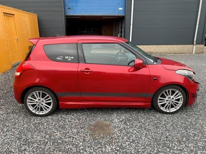 Aile avant droite d'un Suzuki Swift (ZRK), -, 3 mois de garantie, Utilisé, -