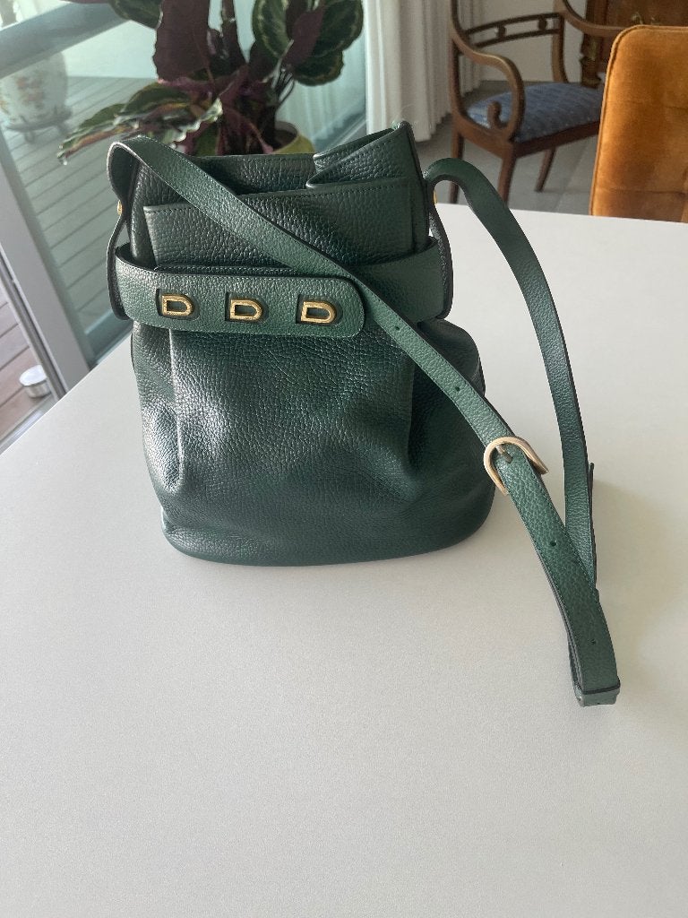 Très beau sac en cuir de teinte verte, Enlèvement ou Envoi, Comme neuf, Vert