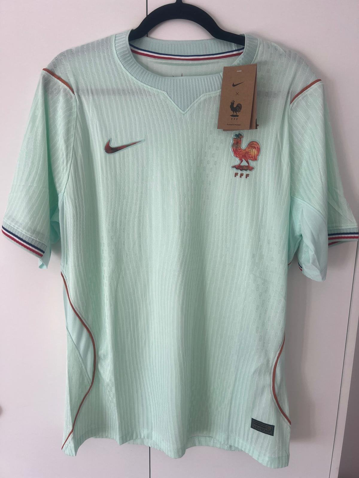 Maillot france mondial 2026, Taille M, Enlèvement ou Envoi, Neuf, Maillot